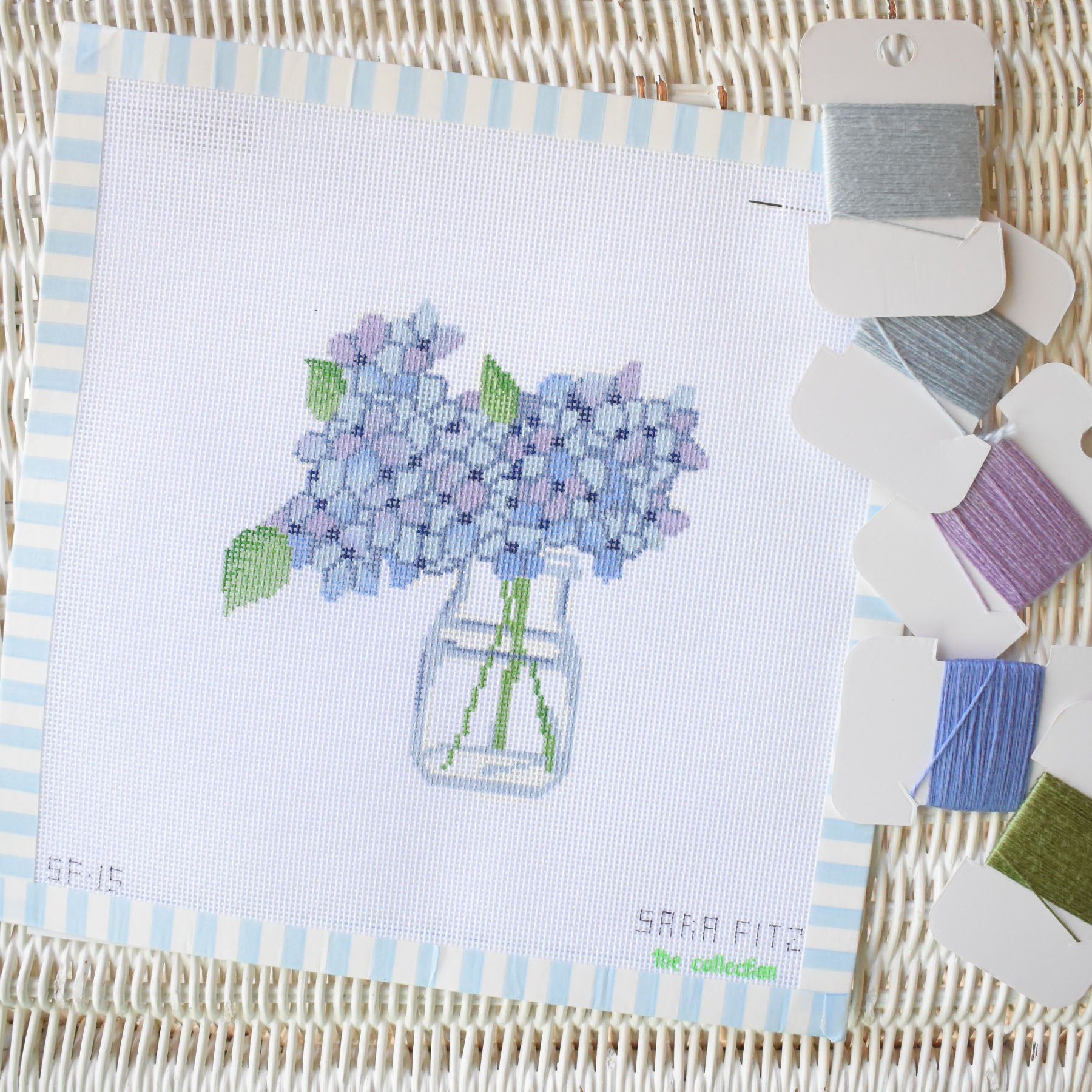 Hydrangea4936　1001 Hydrangea Needlepoint | Sara Fitz