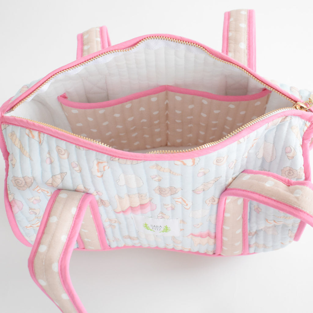 Purse, Shell by Sara Fitz