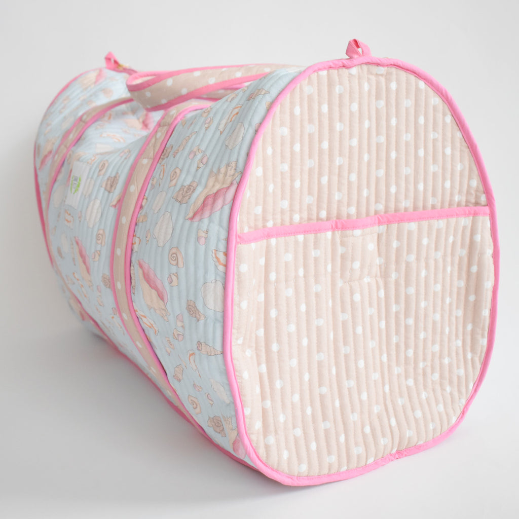 Weekender Tote, Shell by Sara Fitz